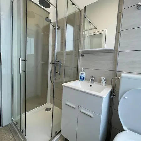 Two Bedroom N *