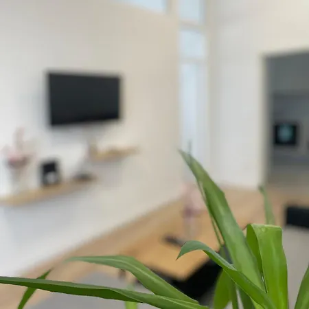 Two Bedroom N Apartment