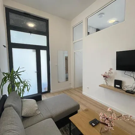 Two Bedroom N *